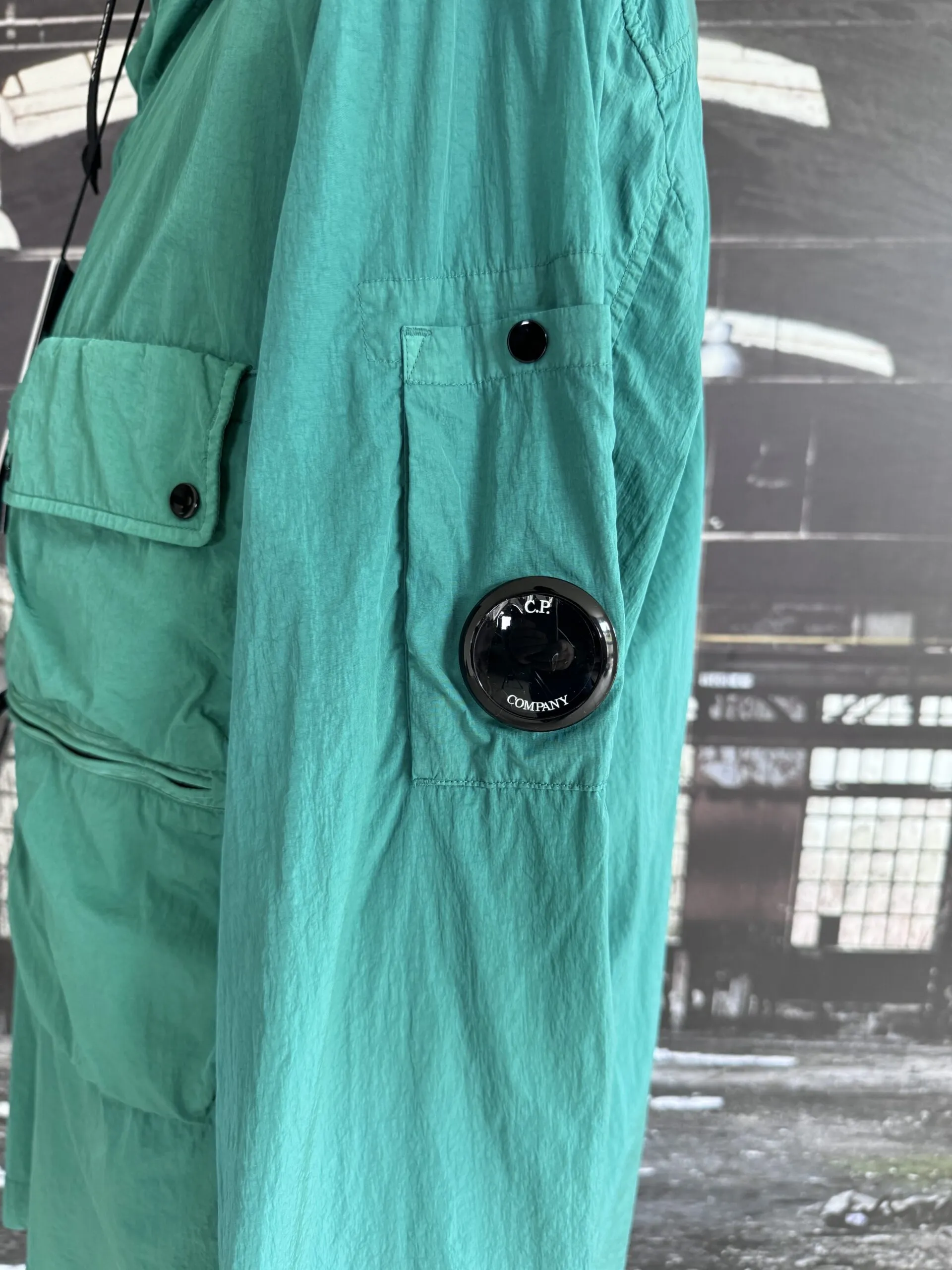 C.P. COMPANY CHROME R LENS ANORAK