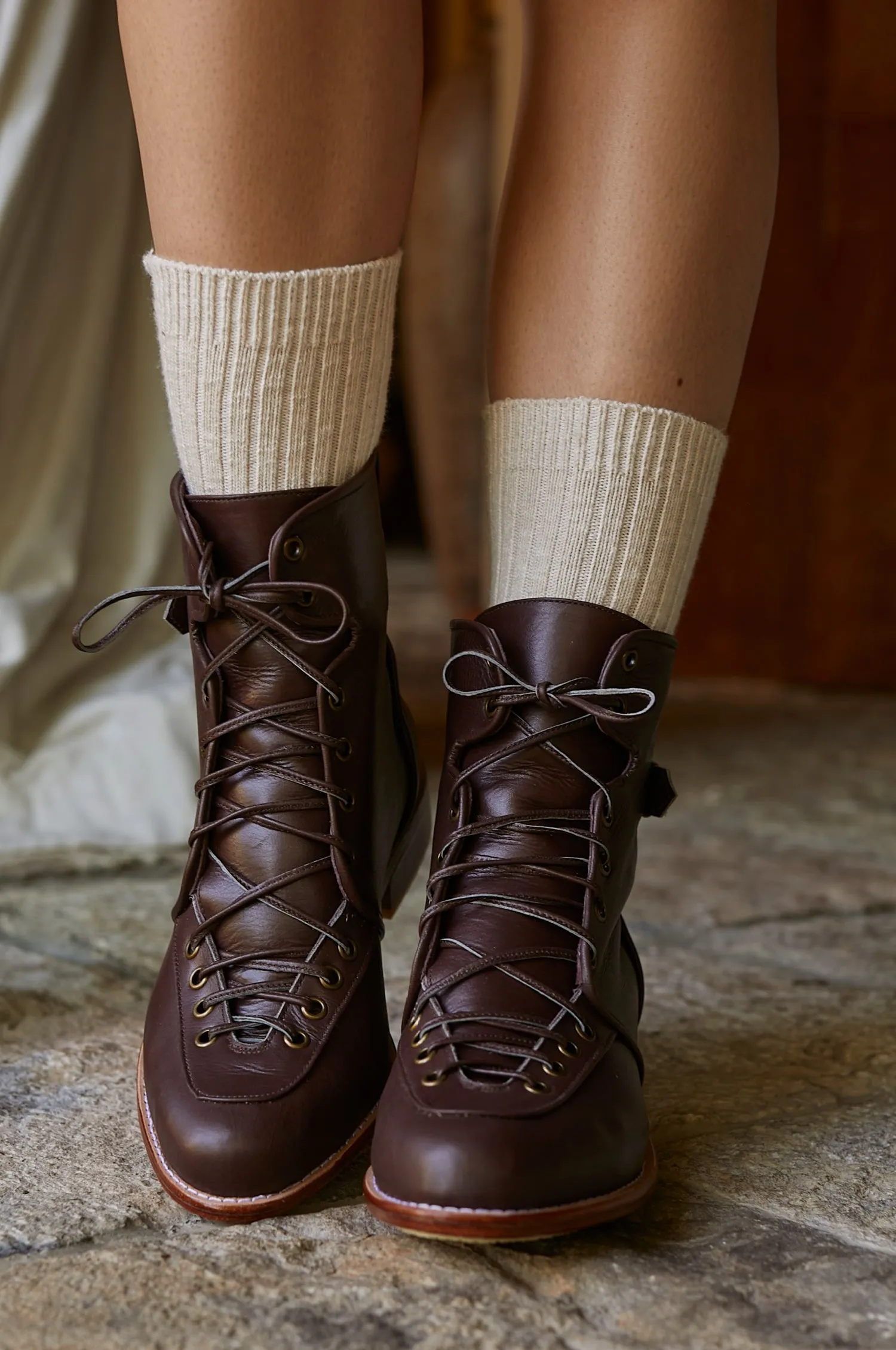 Desert Seeker Combat Leather Boots in Dark Brown