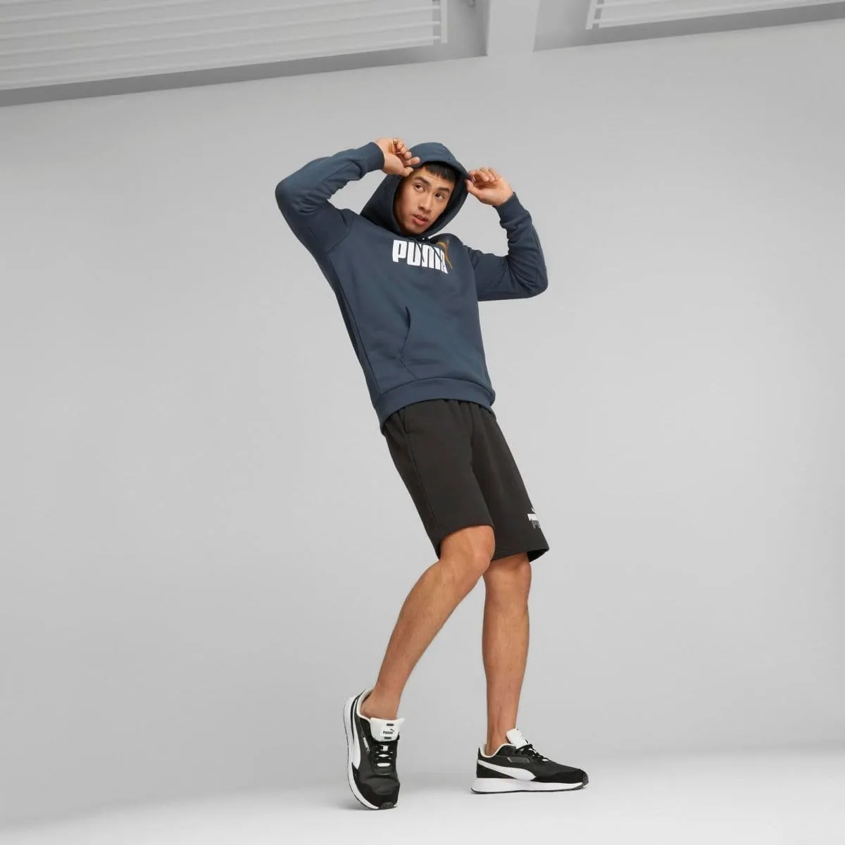 PUMA MEN'S ESSENTIALS+ TWO-TONE BIG LOGO BLUE HOODIE