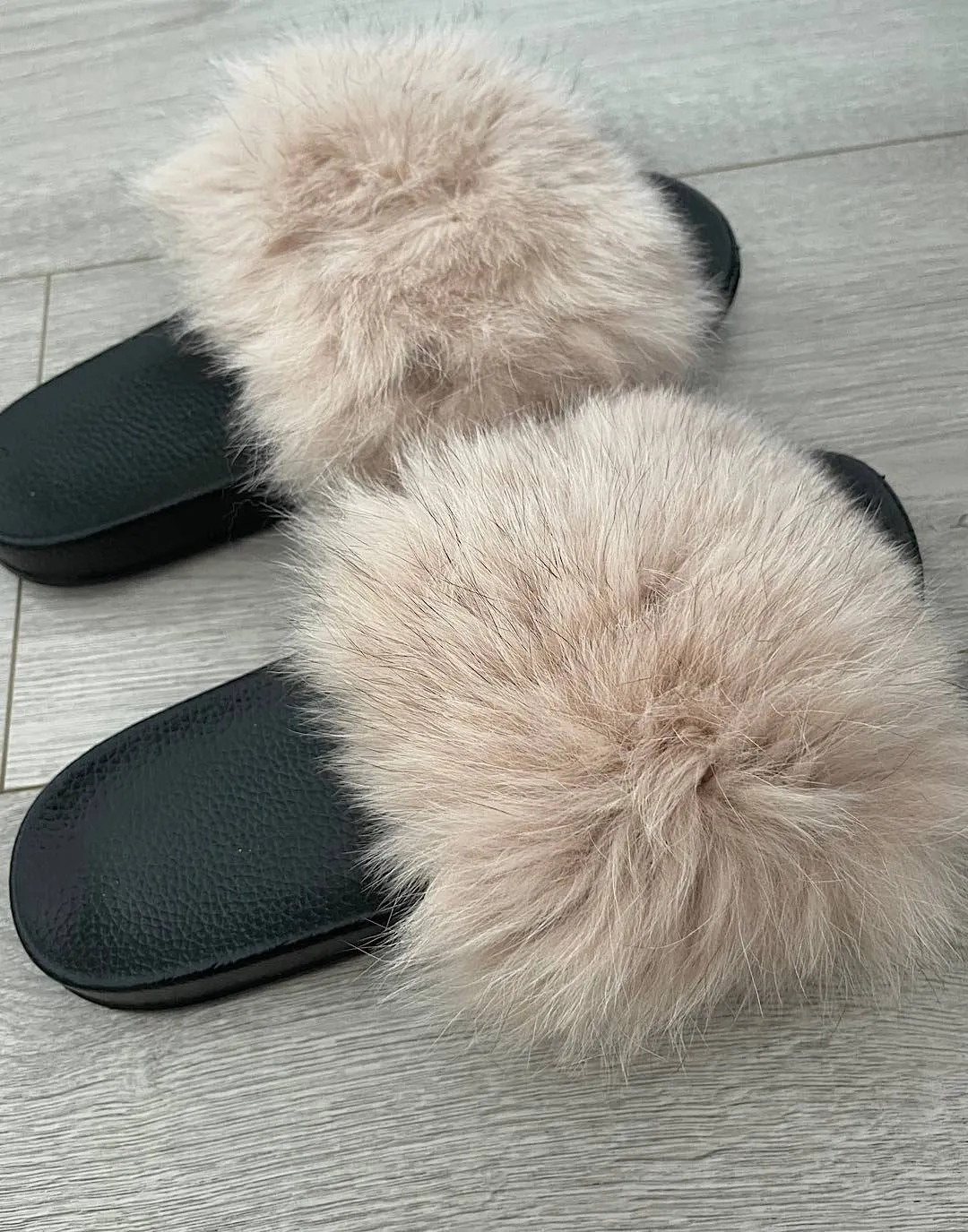 Ultra Fluffy Fur Sandals