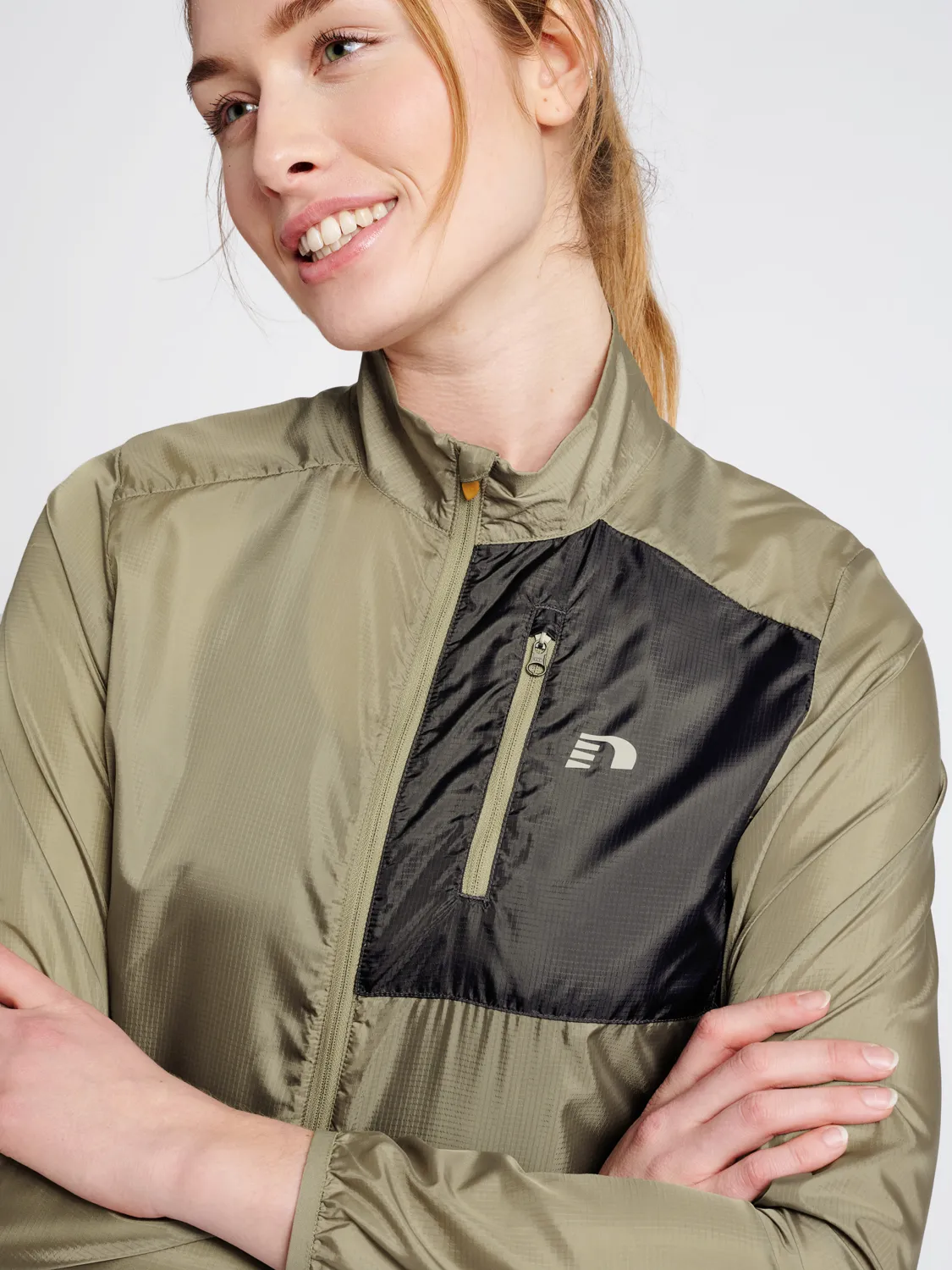 WOMEN PACKABLE TECH JACKET Tech jacket